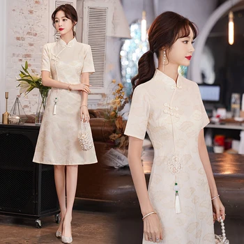 Яка-часова, къс ръкав, подобряване на китайското традиционно-съвременно дантелено рокля ципао в ретро стил, CNY