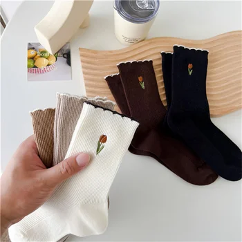 Новост 2023, есенни дамски чорапи с цветна бродерия, японски сладки чорапи Kawaii, корейски стил, обикновена реколта чорапи за екипажа в стил харадзюку