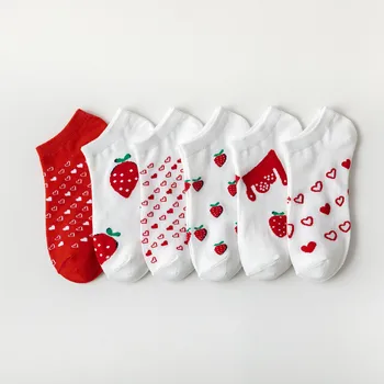 Нови красиви дамски чорапи Love Strawberry, ежедневни индивидуалност, кавайные бяло-червени чорапи дишащи-лодка за момичета