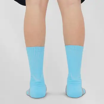 Абсорбиращи влагата баскетболни спортни чорапи с шарките на райета за спорт