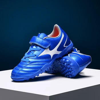 Горещи модели детски футболни обувки, многоцветни допълнителни гуменки за момчета и момичета, маратонки за мини футбол