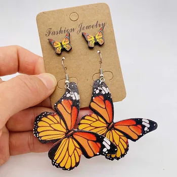 Нови модни кожени обеци с пеперуди, набор от кожени обеци с цветни принтом пеперуди и дървени копчета за уши за жени, бижута