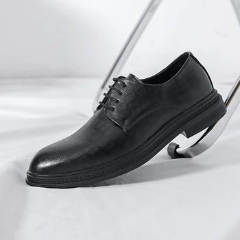 Брандираната мъжки обувки, Оксфордские обувки, класически модел кожени обувки с принтом, кофейно-черно бизнес обувки с дантела с остър бомбе, мъжки размер: 37-45