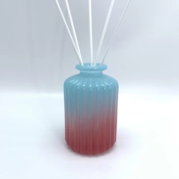 150 мл Градиентный цветен прозрачен дифузор Стъклени бутилки с капак