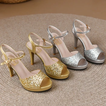 Златна модерна луксозна нова дамски обувки с катарама във формата на сърце, нови летни водоустойчиви дамски сандали на платформа, висококачествени дамски обувки