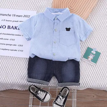 Нов летен детски комплект за един господин от 1 до 5 години, модерна детска риза с къси ръкави на райета, къси панталони с къс ръкав, комплект от две части