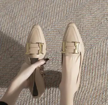 Дамски тънки обувки 2023 Пролет-лято, кожени дамски обувки в британския стил на дебелите обувки, ежедневни обувки на среден ток в ретро стил