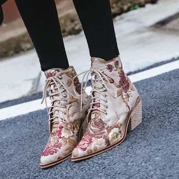 Модерни къси ботуши с бродерия в стил ретро, дамски обувки, есенен дамски обувки, ежедневни обувки на масивна ток с остър пръсти, лидер на продажбите
